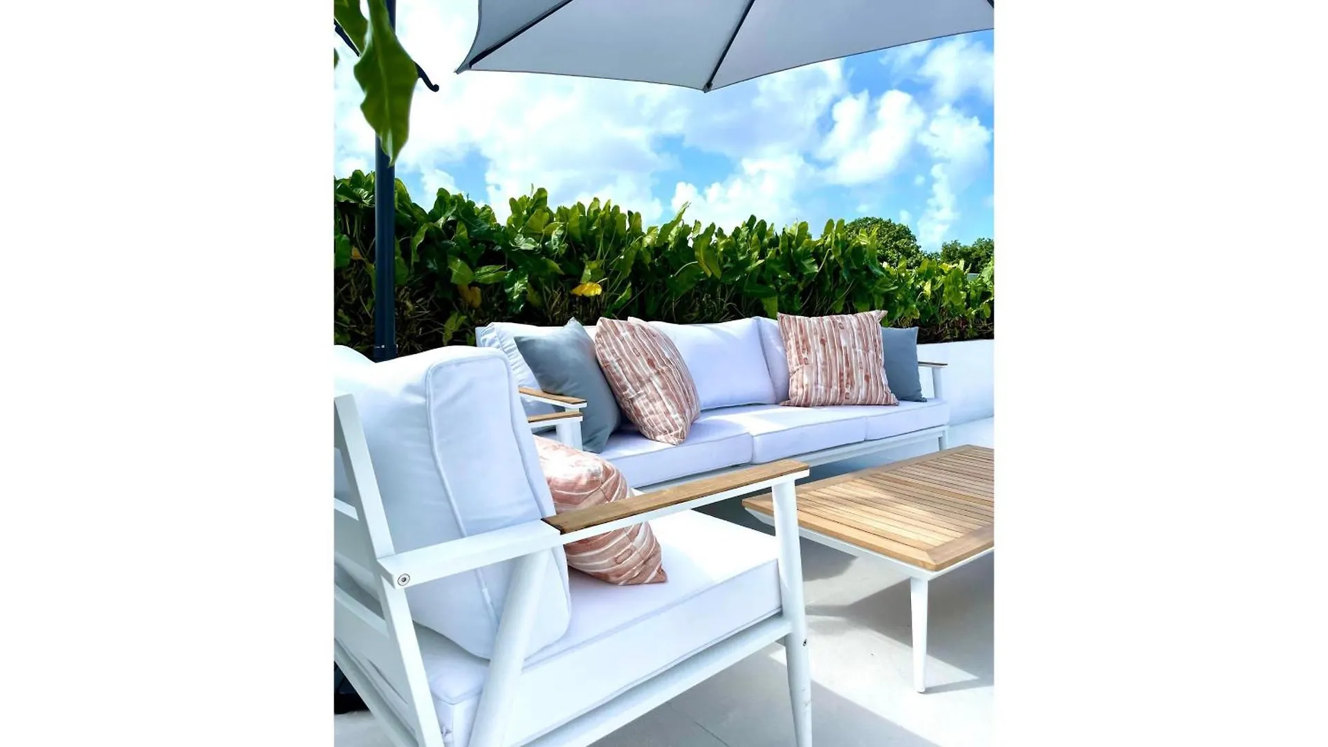 בית נופש הוילה סנט ג'יימס Zenbreak The Nest 3Bd